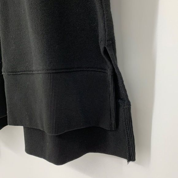 Womens Time & Tru Large Jet Black Sweatshirt Top High Low Drop Shoulder 3695 - Picture 5 of 7